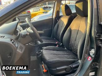 Mazda 2 1.3 BIFUEL Cool 5-Drs Trekhaak picture 19