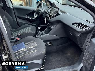 Peugeot 208 1.2 PureTech Urban Soul 5-Drs Navi Cruise Airco PDC Trekh. picture 27