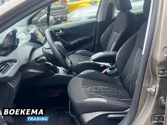 Peugeot 208 1.4 VTi Active 5-Drs Climate Cruise Trekh. picture 16