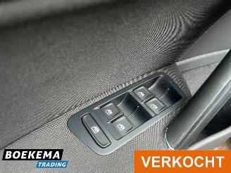 Volkswagen Golf Variant 1.6 TDI Comfort DSGPanorama ACC Cruise PDC picture 24