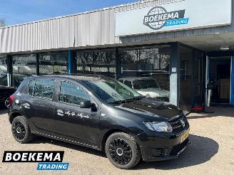 Schadeauto Dacia Sandero 1.2 16V Airco Elek-Ramen 2015/2