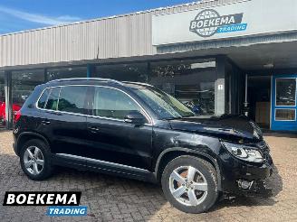 uszkodzony samochody osobowe Volkswagen Tiguan 1.4 TSI R-Line Panorama Navigatie Leer Stoelverwarming 2014/1