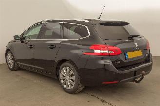 Peugeot 308 SW 1.2 Pano 96KW PureTech Blue Lease picture 3