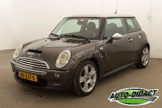 skadebil auto Mini Cooper S 1.6 Airco 2006/4