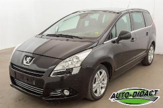 Damaged car Peugeot 5008 1.6 BlueHDI 7 Pers. 2011/7