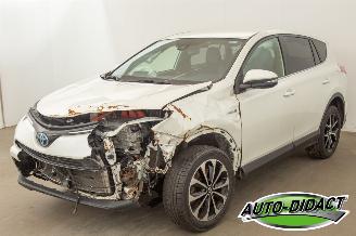 Damaged car Toyota Rav-4 2.5 Hybrid 4WD Automaat 2018/1