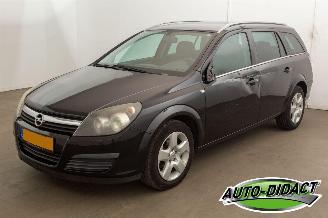krockskadad bil auto Opel Astra 1.4 Airco 2006/6