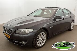skadebil auto BMW 5-serie 520i Automaat Leder Pano Clima Navi Upgrade Edition 2013/5