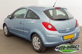 Opel Corsa 1.4-16V Enjoy Airco picture 3
