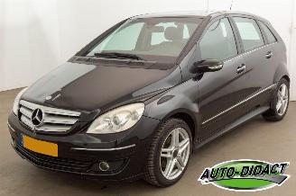 krockskadad bil auto Mercedes B-klasse 200 Automaat Pano 2008/4