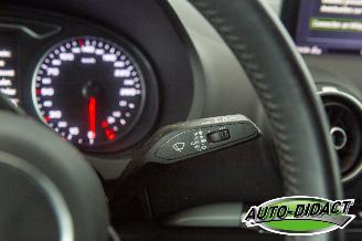 Audi A3 1.6 TDI Automaat Clima Navi picture 14