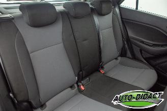 Hyundai I-20 1.4 Automaat 63.407 km Airco picture 20