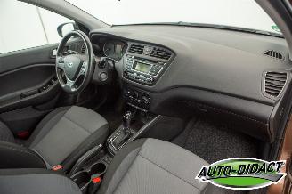 Hyundai I-20 1.4 Automaat 63.407 km Airco picture 19