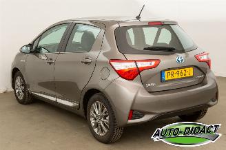 Toyota Yaris 1.5 Hybrid 70.970 km Automaat Clima Navi Camera Executive picture 3