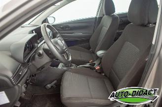 Hyundai I-20 1.0 T-GDI 86.971 km Clima Navi Camera Comfort Smart picture 26