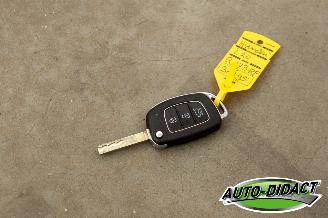 Hyundai I-20 1.0 T-GDI 86.971 km Clima Navi Camera Comfort Smart picture 29