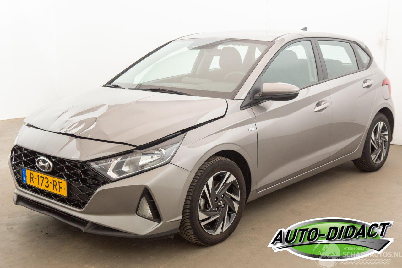 Hyundai I-20 1.0 T-GDI 86.971 km Clima Navi Camera Comfort Smart