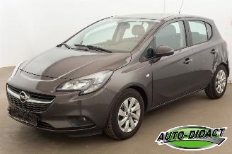 Vaurioauto  passenger cars Opel Corsa 1.2 Airco 2016/2