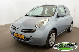 Vaurioauto  passenger cars Nissan Micra 1.2 Forza Airco 2005/3