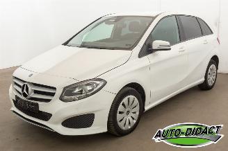 krockskadad bil auto Mercedes B-klasse B220 Automaat Airco Navi 2019/3