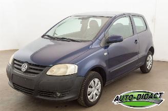 uszkodzony samochody osobowe Volkswagen Fox 1.2 2005/6