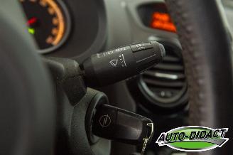 Opel Corsa 1.2-16V 111 Edition Airco 115.547 km NAP picture 17