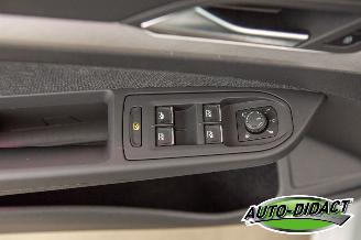 Volkswagen Golf 1.0 TSI 3129 km Clima Navi Camera Life Business picture 13