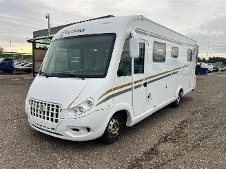 krockskadad bil camper Bavaria  2.3 Universal 1740C 70.677 km Navi Camera 2015/6