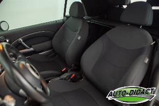 Mini Cabrio 1.6 One Airco picture 21
