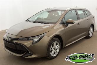 skadebil auto Toyota Corolla 1.2 117.487 km Clima Navi Camera 2021/3