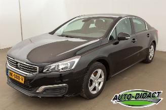 krockskadad bil auto Peugeot 508 1.6 e-THP Clima Navi Blue Lease Executive 2015/12