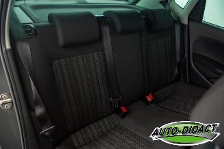Volkswagen Polo 1.2 TSI Automaat Clima Navi picture 19
