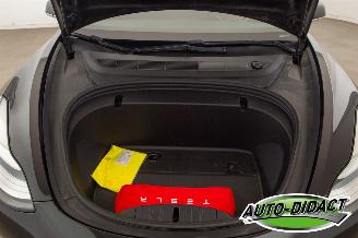 Tesla Model 3 Long Range Dual AWD picture 27