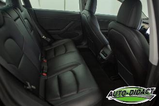 Tesla Model 3 Long Range Dual AWD picture 16