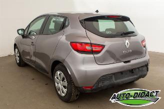 Renault Clio 1.2 picture 3