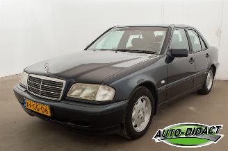 skadebil auto Mercedes C-klasse 180 Airco 1999/2