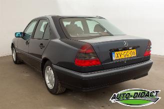 Mercedes C-klasse 180 Airco picture 3