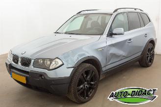 krockskadad bil auto BMW X3 2.5i Automaat Clima 2005/7