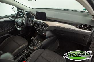 Ford Focus 1.0 EcoBoost Clima Navi Trend Edition Business picture 20
