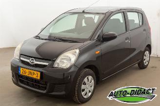 Unfallwagen Daihatsu Cuore 1.0 Automaat 68.815 km NAP Airco 2009/7