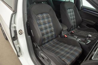 Volkswagen Golf 1.4 TSI GTE Pano Clima Navi picture 26