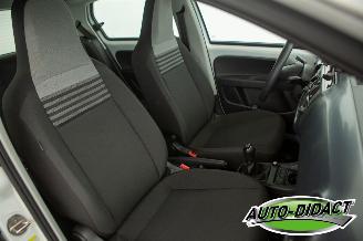 Volkswagen Up! 1.0 36.362 km Airco picture 14