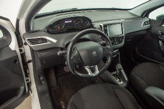 Peugeot 208 1.2 PureTech Automaat 107.250 km Navi Clima Allure picture 24