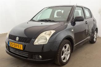 krockskadad bil auto Suzuki Swift 1.3 Shogun Airco 2006/5