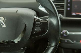 Peugeot 308 1.2 PureTech Clima Navi Blue Lease picture 13