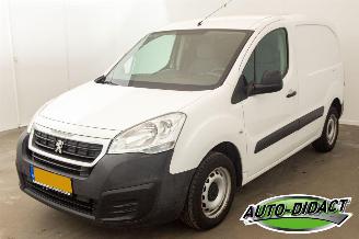 skadebil auto Peugeot Partner 122 1.6 BlueHDi Airco 100 L1 XR S&S 2016/9