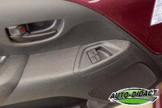 Peugeot 108 1.0 e-VTi  106.332 km Airco Active picture 11