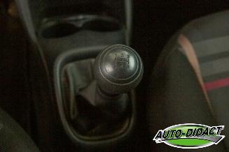 Peugeot 108 1.0 e-VTi  106.332 km Airco Active picture 10