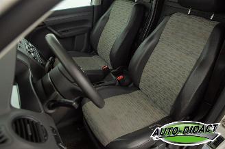 Volkswagen Caddy 1.6 TDI Maxi Automaat Airco Camera picture 20
