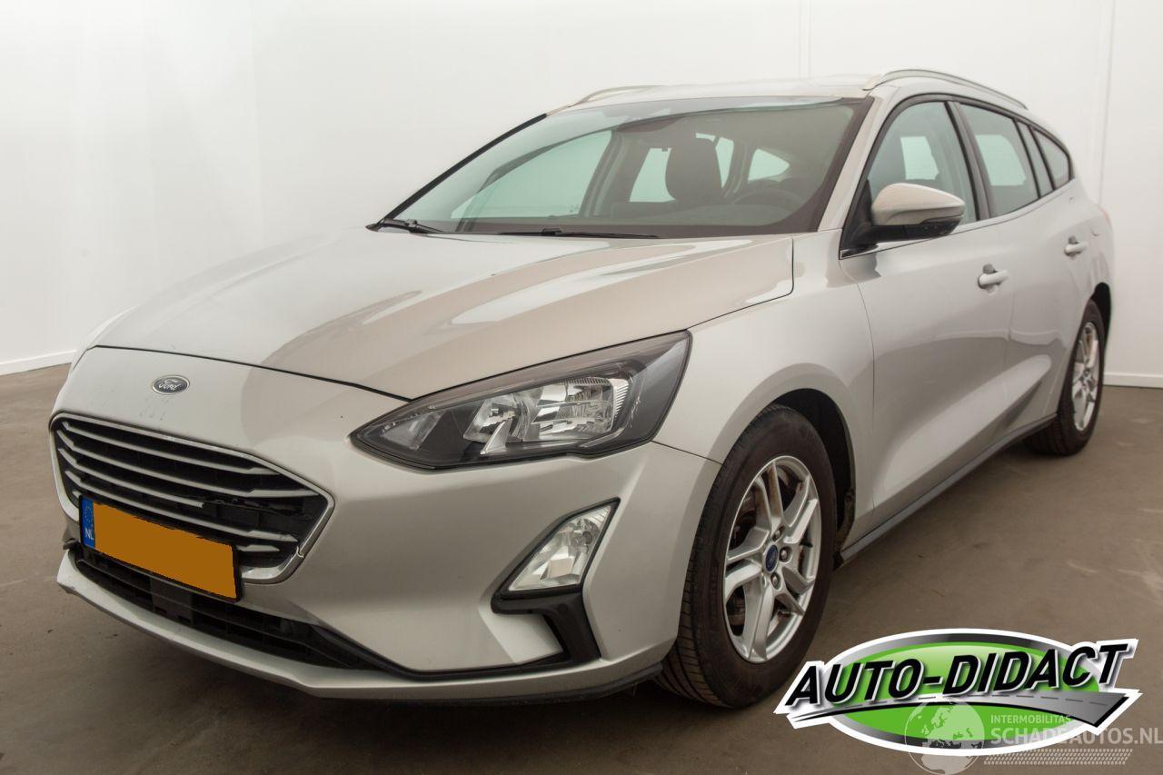 Ford Focus 1.0 EcoBoost Hybrid Clima Navi Camera Trend Edition Business
